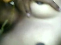 TAMIL AUNTY WHAT A LKNG (new)